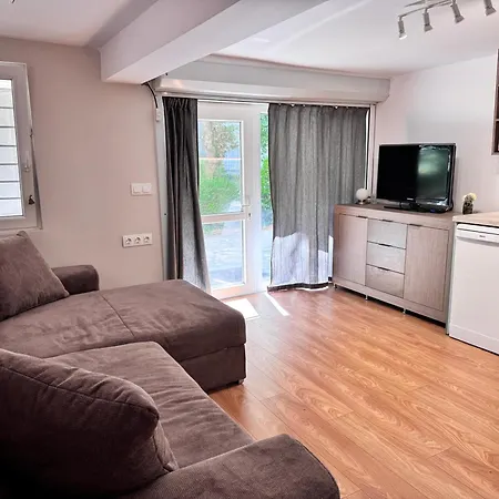 Briz Гостевой дом 4*